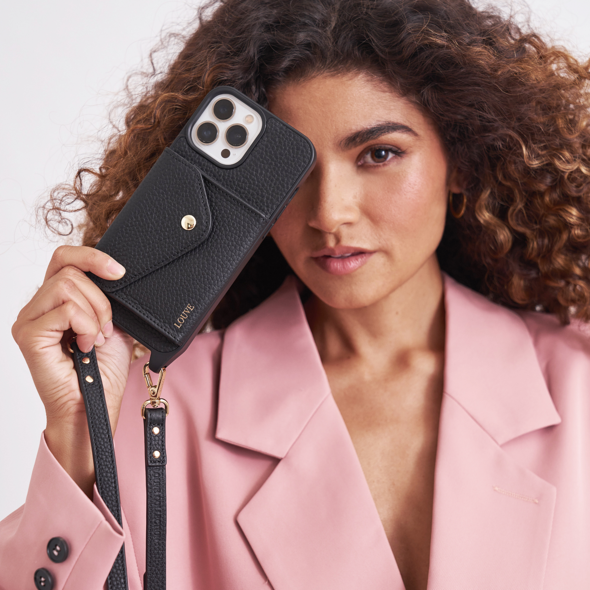 Crossbody phone cases. Leather phone case wallet. Smartphone case with mini-wallet. Phone Strap leather. Bandolier style. pouch.  iPhone Wallet. pebble leather. donna. pearl wristlet. chain. charm