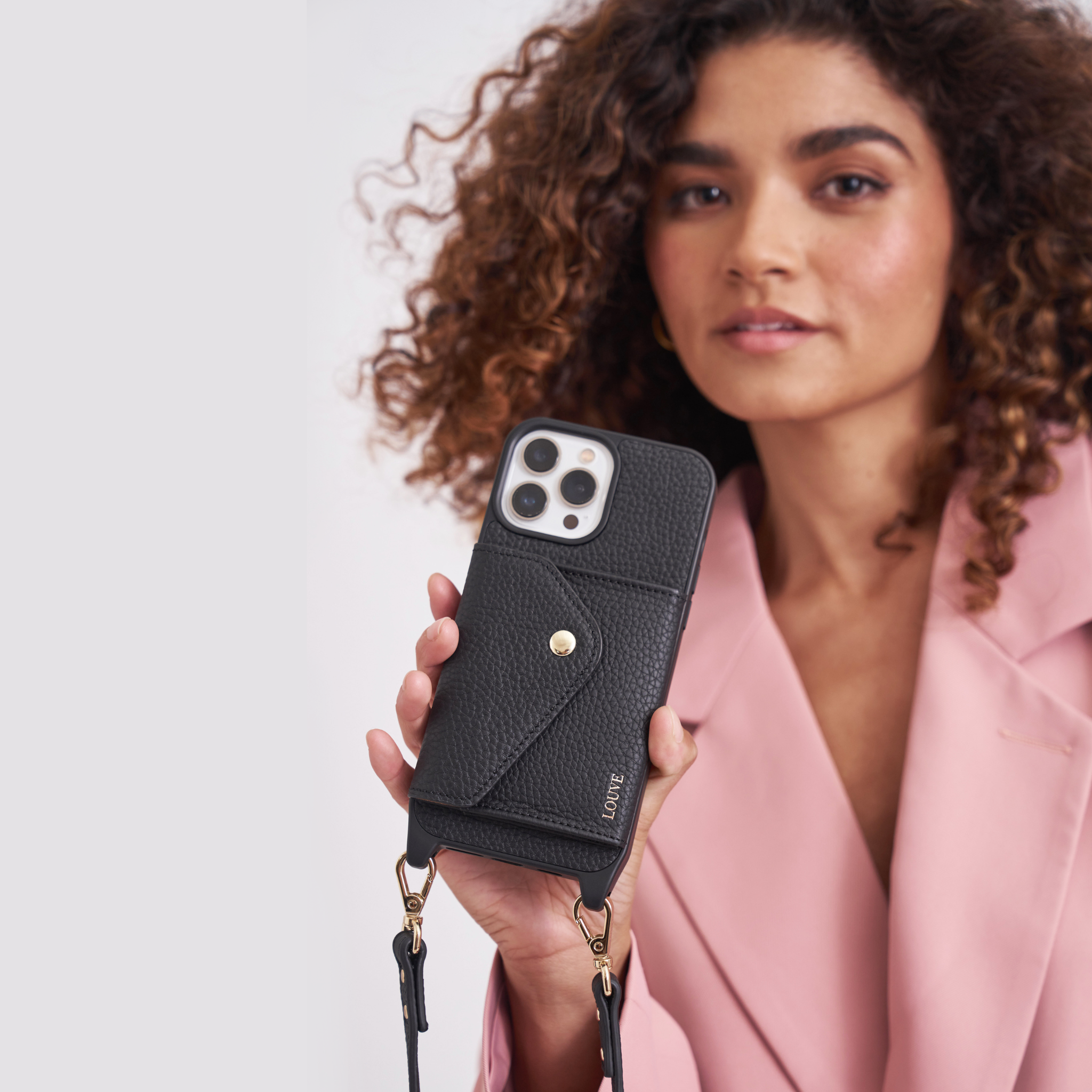 Crossbody phone cases. Leather phone case wallet. Smartphone case with mini-wallet. Phone Strap leather. Bandolier style. pouch.  iPhone Wallet. pebble leather. donna. pearl wristlet. chain. charm